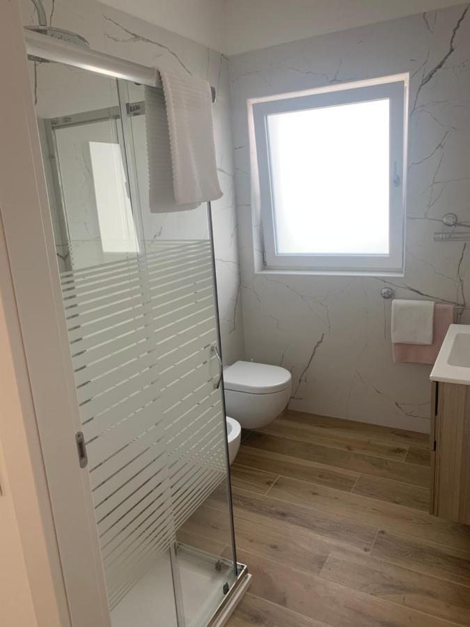 Ca De L'Ora Apartment Malcesine Luaran gambar